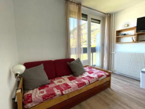 Studio rénové avec accès direct aux pistes et la Croisette, au coeur des Menuires